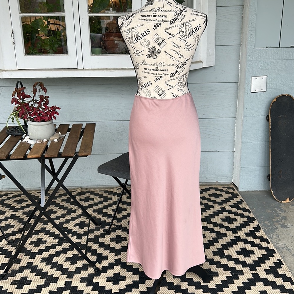 TopShop 90”s trend Blush Pink Midi Slip Skirt - Picture 4 of 7